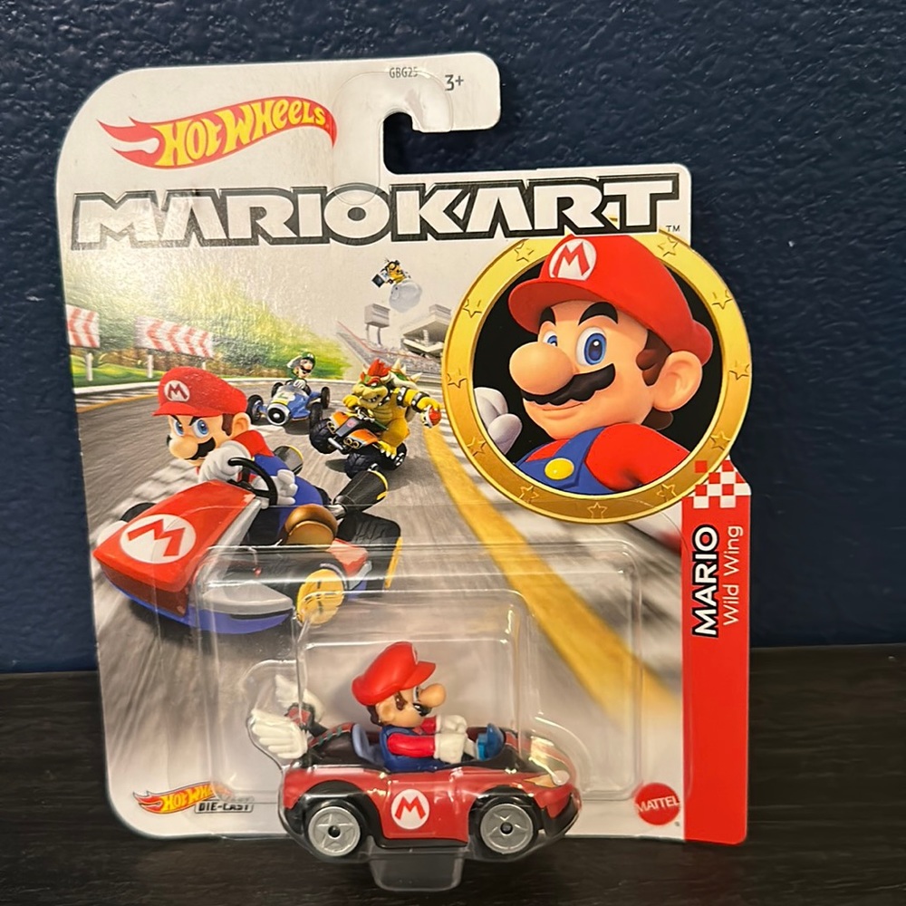 Hot Wheels Mario Kart, Mario Wild Wing Character Car